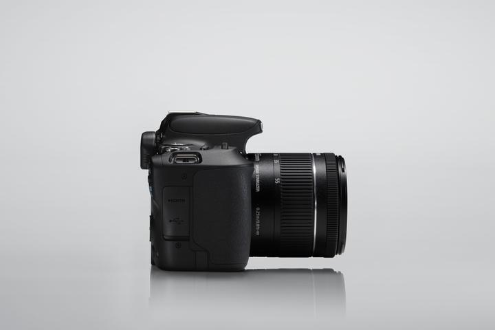Image du produit Canon Kit EOS 200D (18 - 55 mm, 24.20 Mpx, APS-C / DX)