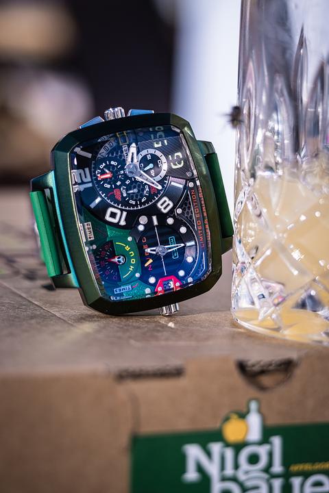 Produktbild Nubeo NB-6084-03 Herrenuhr Odyssey Triple Time-Zone Limited 58mm 5ATM (Chronograph)