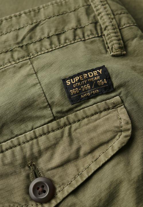 Produktbild Superdry PARACHUTE LIGHT SHORT Heren Broek (38)