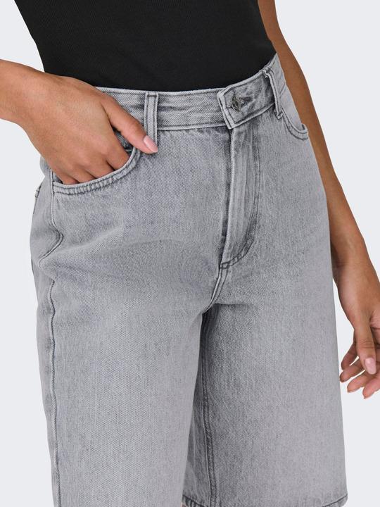 Produktbild Only ONLSONNY Hohe Taille Normal geschnitten Jeans-Shorts Jeans-Shorts (XS)