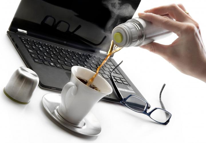 Produktbild Ibili Thermoflasche Edelstahl 150 ml Hält Getränke warm oder kalt. Ideal für unterwegs für 2 Tassen (0.15 l)
