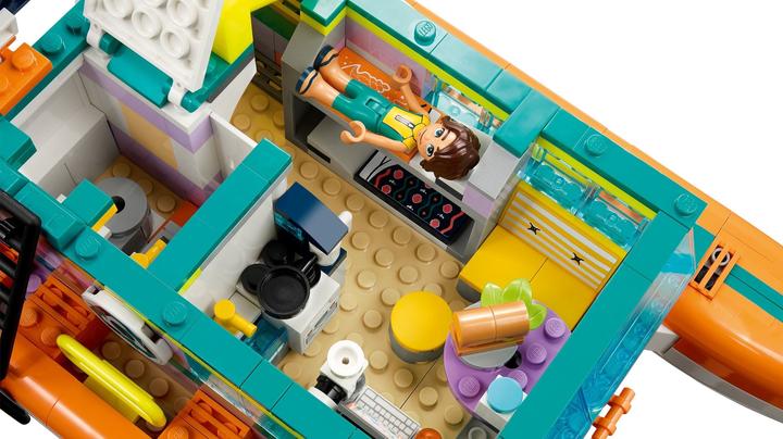 Actual product image LEGO Sea rescue boat (41734, LEGO Friends)