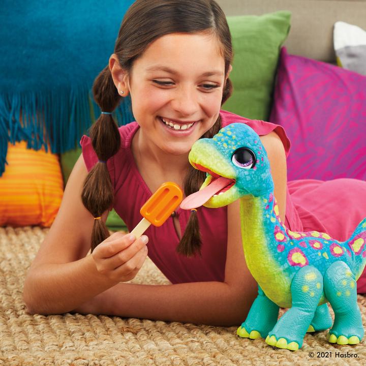 Actual product image FurReal Snackin’ Sam the Bronto (33 cm)