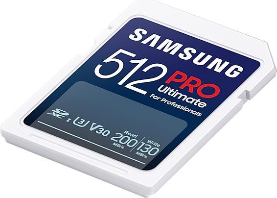 Actual product image Samsung PRO Ultimate with USB card reader (512 GB, SDXC, U3, UHS-I)