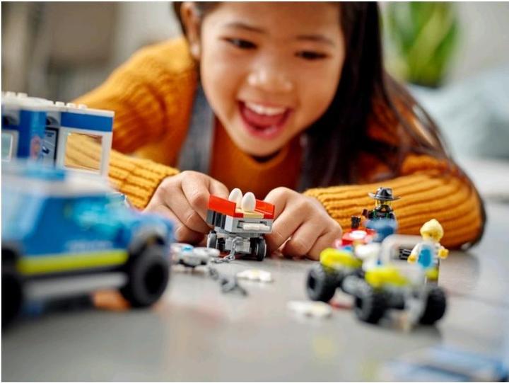 Actual product image LEGO Mobile Police Operations Center (60315, LEGO City)