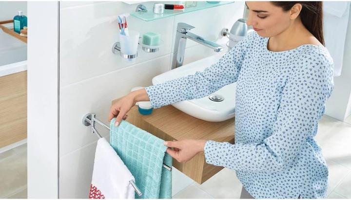 Produktbild tesa SMOOZ Handtuchhalter zweiarmig inkl. Klebelösung ohne Bohren