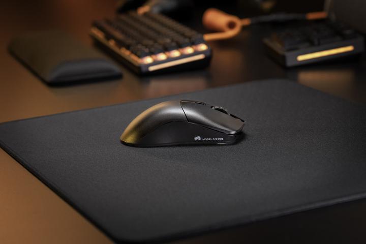 Image du produit Glorious PC Gaming Race O 2 PRO (Sans fil, Filaire)