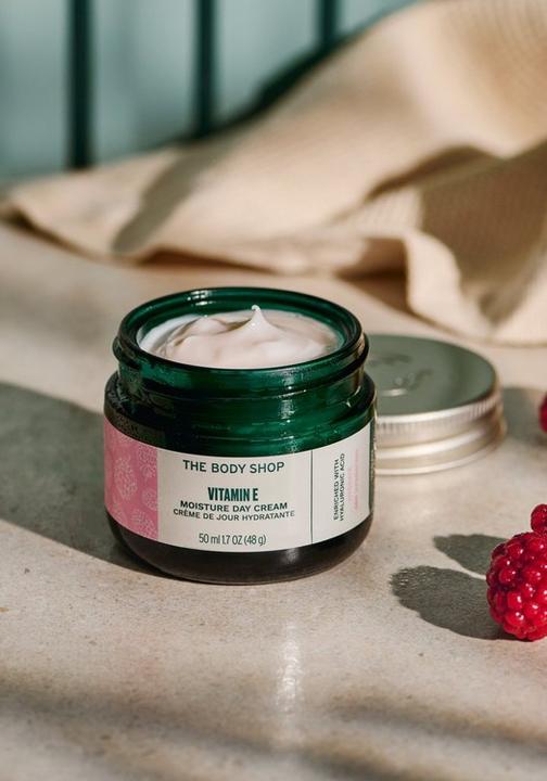 Image du produit Body Shop Crème hydratante à la vitamine E 50ml pour tous les types de peau (50 ml, Crème de jour)
