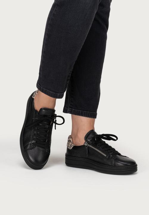Actual product image Vitaform Sneaker Hirschleder Supersoft (38)