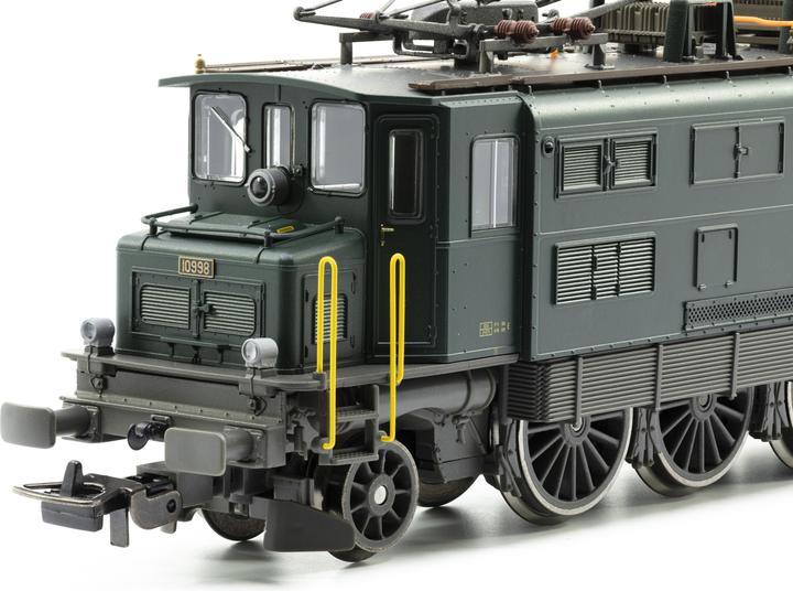 Produktbild Piko SBB El-Lok Ae 4/7 10998 MFO Ep. IV DC (Spur H0)