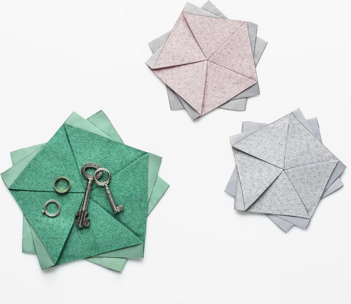 Actual product image Iittala X Issey Miyake coaster