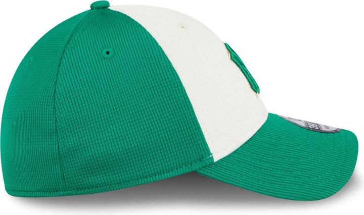 Actual product image New Era 39Thirty Cap - Saint Patrick's Day New York Yankees - (S/M)