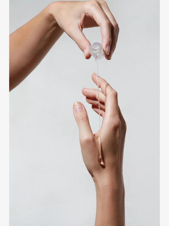 Actual product image Dr. Barbara Sturm Hyaluronic Serum - Hyaluronic Acid Facial Serum - 30ml (30 ml)