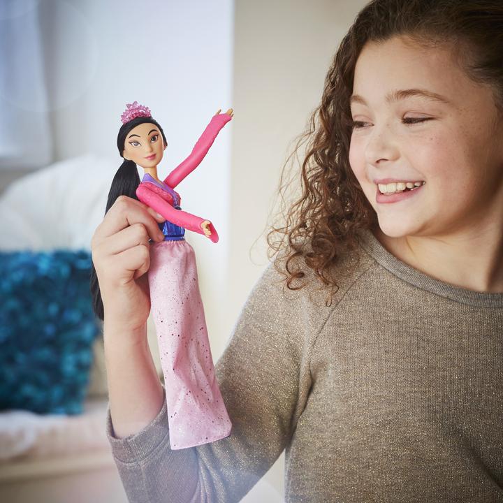 Immagine prodotto Hasbro Bambola Mulan scintillante