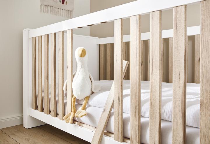Actual product image Pinolino Lova" wide children's room set, 2-piece. (Changing unit, Baby cot)