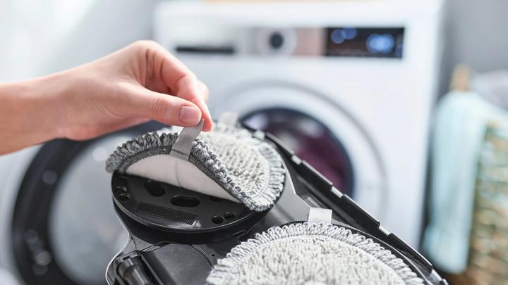 Immagine prodotto Bosch Hausgeräte Scopa elettrica lavapavimenti 2in1 Unlimited 7 ProHygienic Aqua Bianco