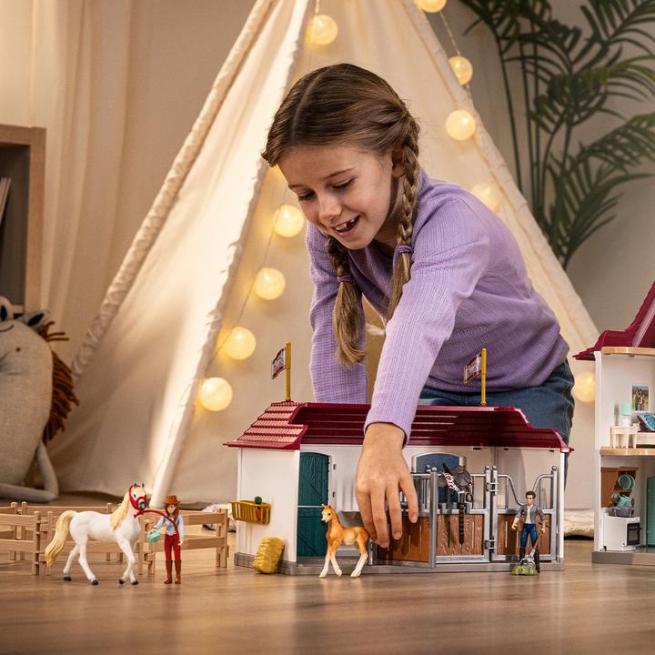 Produktbild Schleich Horse Club Lakeside Pferdehof