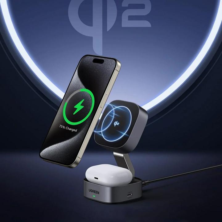 Actual product image Ugreen W702 3in1 inductive charger with MagSafe / Qi2 and USB-C port for phone / headphones - black (15 W)