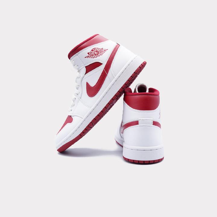 Produktbild Nike Air Jordan 1 (38)