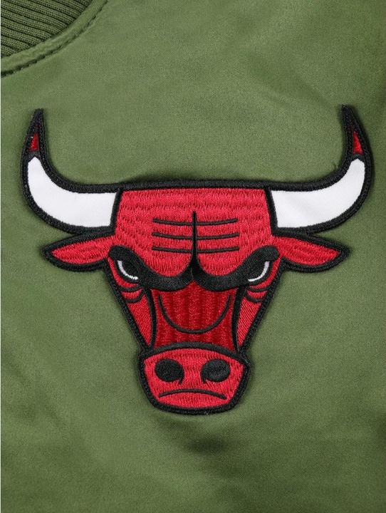 Produktbild Mitchell & Ness NBA Flight Satin - Chicago Bulls Bomberja - 125971 (M)