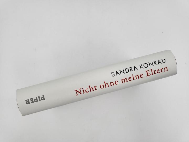 Actual product image Nicht ohne meine Eltern (German, Sandra Conrad, 2023)