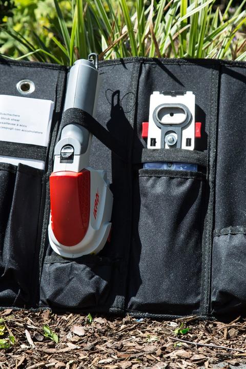Actual product image Ikra IGBS 1054 (with bag& knife) (Cordless hedgecutters)