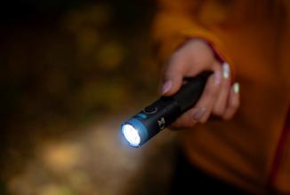 Actual product image Newell FL1000 USB-C taktische Taschenlampe (15.50 cm, 1000 lm)