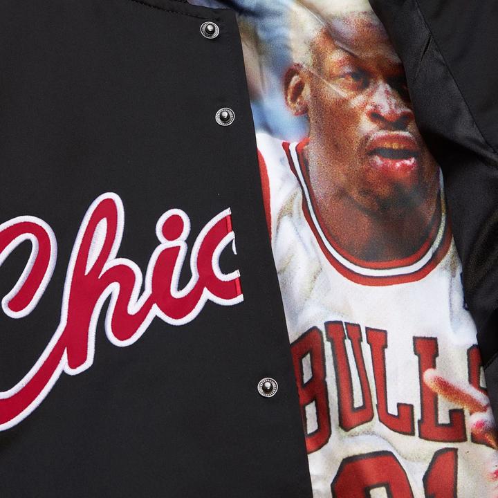 Produktbild Mitchell & Ness M&N Lightweight Satin Jacke - Chicago Bulls D. Rodman - XXL (XXL)