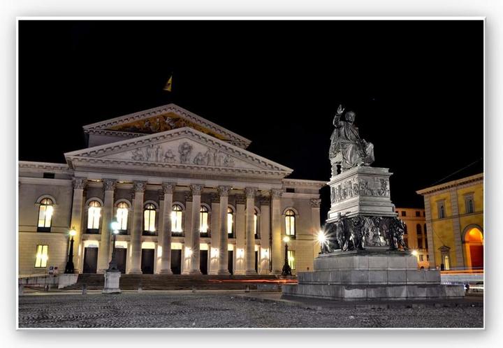 Actual product image Trenddeko Bavarian State Opera Munich (45 x 30 cm)