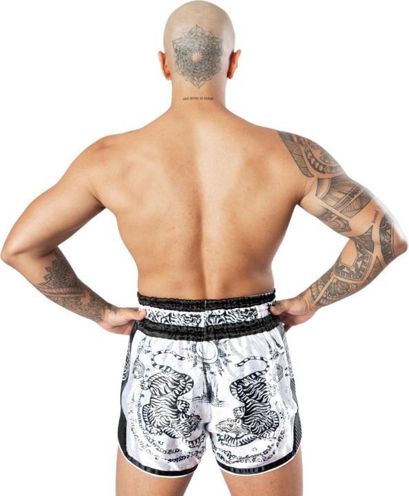Actual product image 8Weapons 8 WEAPONS Muay Thai Shorts Carbon Sak Yant Tigers white (L)