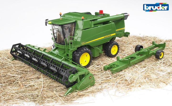 Immagine prodotto Bruder Mietitrebbia John Deere T670i