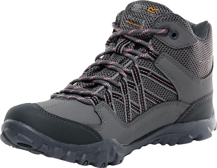 Actual product image Regatta Edgepoint boots (27)