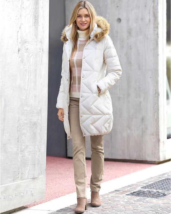 Actual product image Anne Weyburn Quilted winter coat with hood (52)