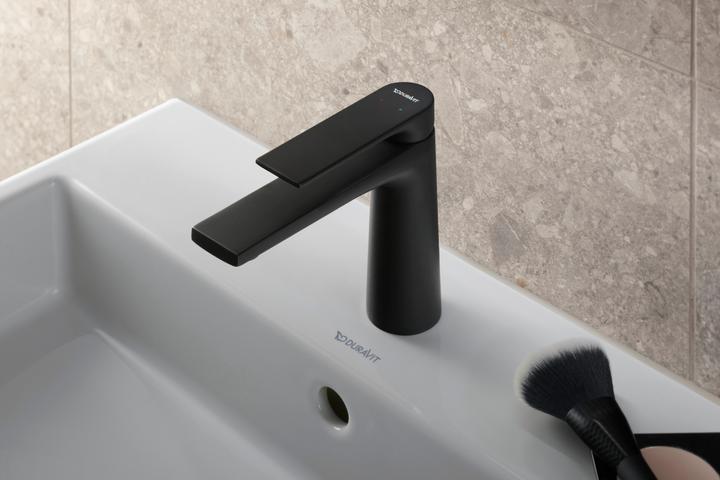 Actual product image Duravit EH-WT-MI M Tulum FreshStart Ausl 135 m ZAG black matt