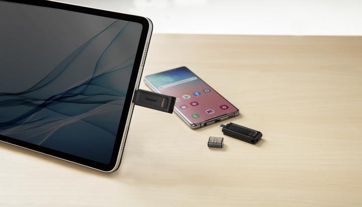 Actual product image Kingston DataTraveler 70 (128 GB, USB-C, USB 3.2)