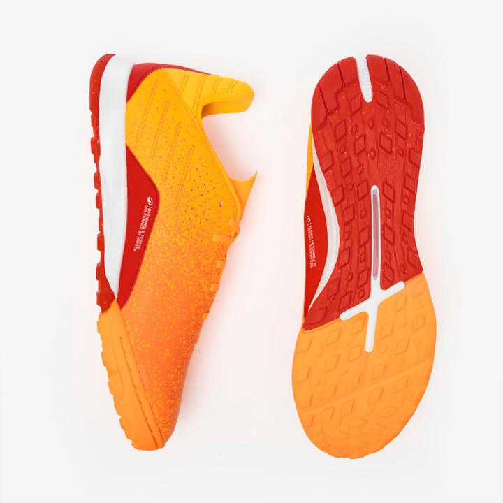 Produktbild Kipsta Damen/Herren Fussball Multinockenschuhe Turf - Viralto I TF orange (47)