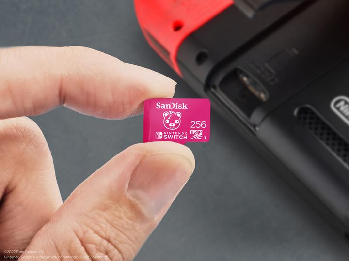 Immagine prodotto SanDisk Nintendo Switch Card Fortnite Edition (256 GB, microSDXC, U3, UHS-I)