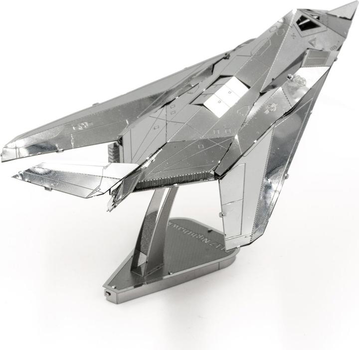 Produktbild Metal Earth F-117 Nighthawk