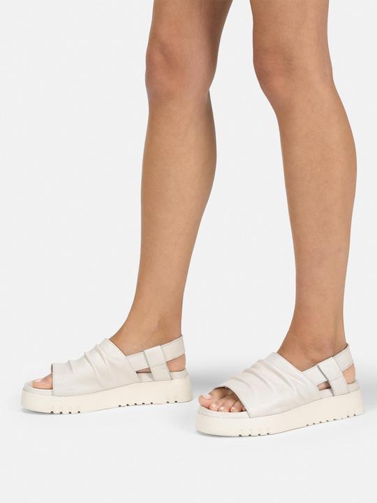 Immagine prodotto Felmini Nancy D818, un sandalo sportivo che incarna la perfetta combinazione di stile e comfort. (38)