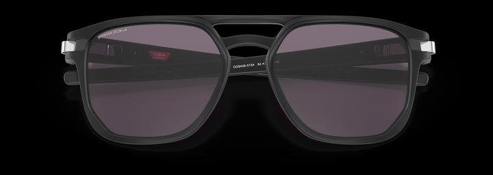 Actual product image Oakley Latch Beta Prizm