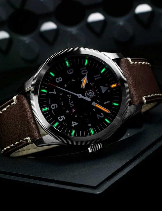 Immagine prodotto Luminox P-38 Lightning Gmt Serie 9520 (Orologio da pilota, 42 mm)