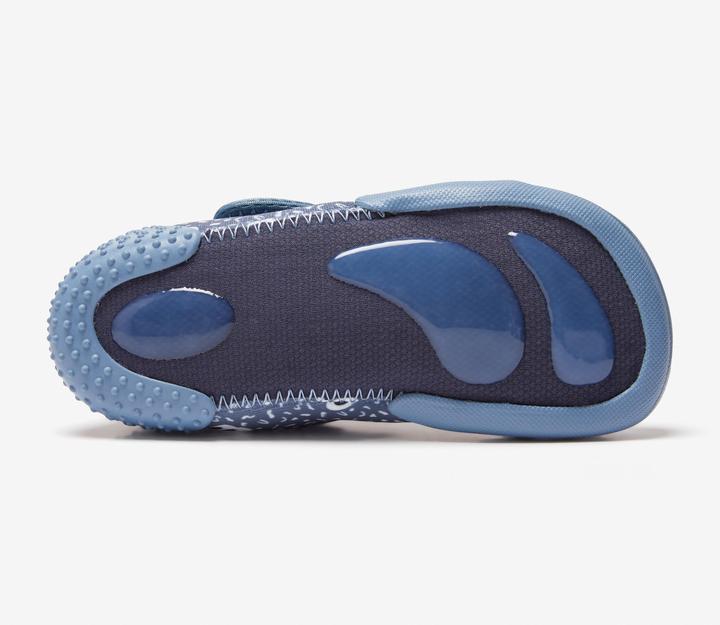 Actual product image Decathlon Turnschuhe Babylight atmungsaktiv Babyturnen - blau mit Muster (29)