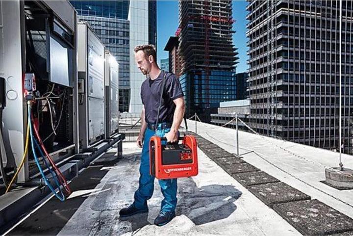 Image du produit Rothenberger Pompe à vide ROAIRVAC R32 1.5 Débit 42 l/min 10,1 kg 42 l / min 230 / 50 V / Hz