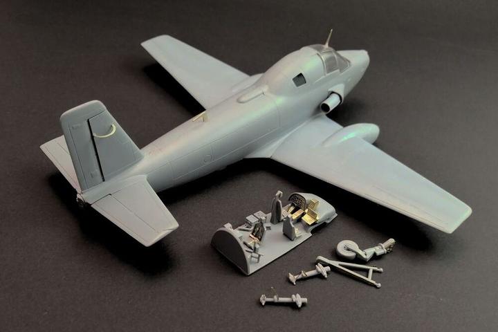 Actual product image Brengun Breguet 1050 Alize (Azur-FRROM kit)