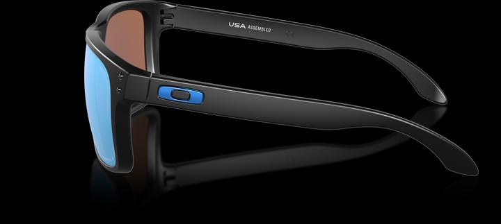 Actual product image Oakley Holbrook XL