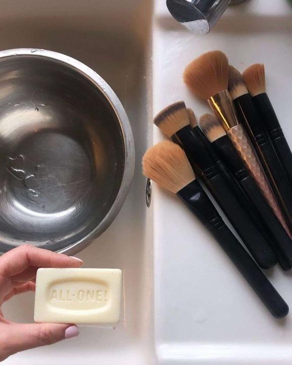 Produktbild Dr. Bronner's Bar Soap (Hartseife)