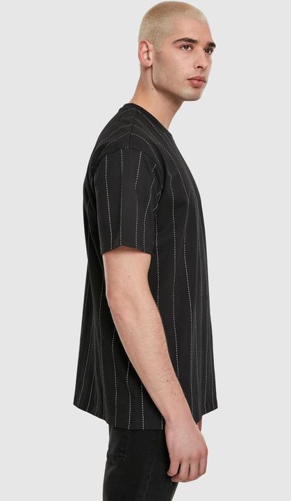 Actual product image Urban Classics Oversized Pinstripe Tee (L)