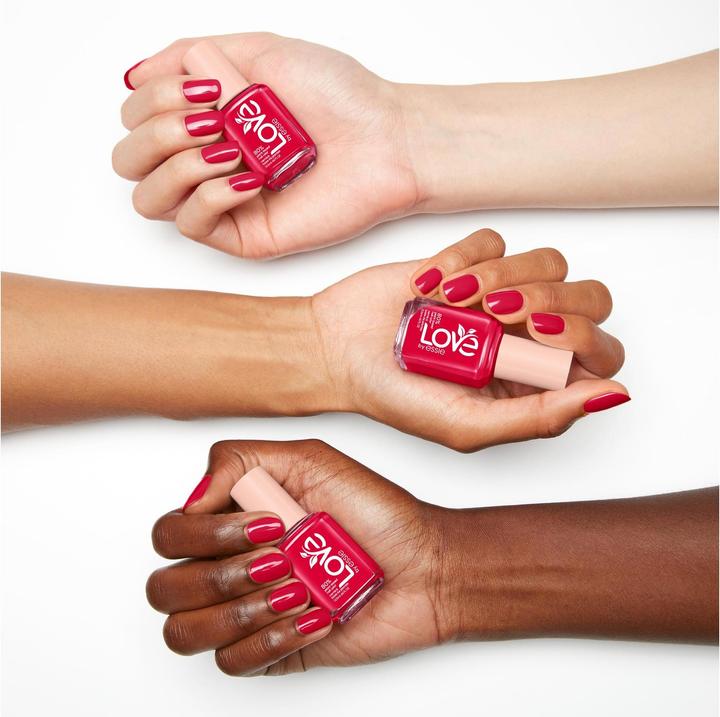 Actual product image Essie Love by (90 i am the spark, Colour paint)