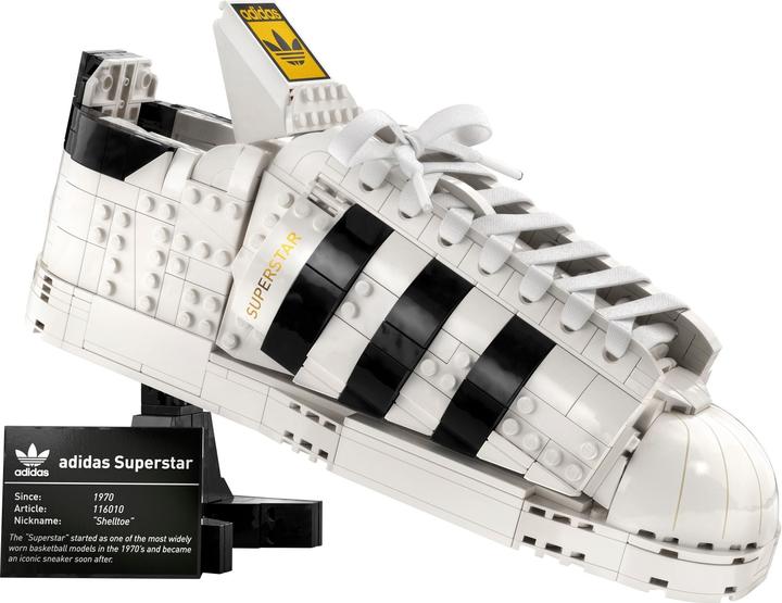 Actual product image LEGO Adidas Originals Superstar (10282, LEGO Icons)