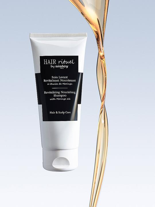 Image du produit Sisley Soin Lavant Revitalisant Nourrissant (200 ml, Shampoing liquide)